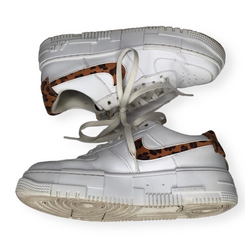 NIKE Air Force 1 Pixel SE Leopard Sneaker Size 8.